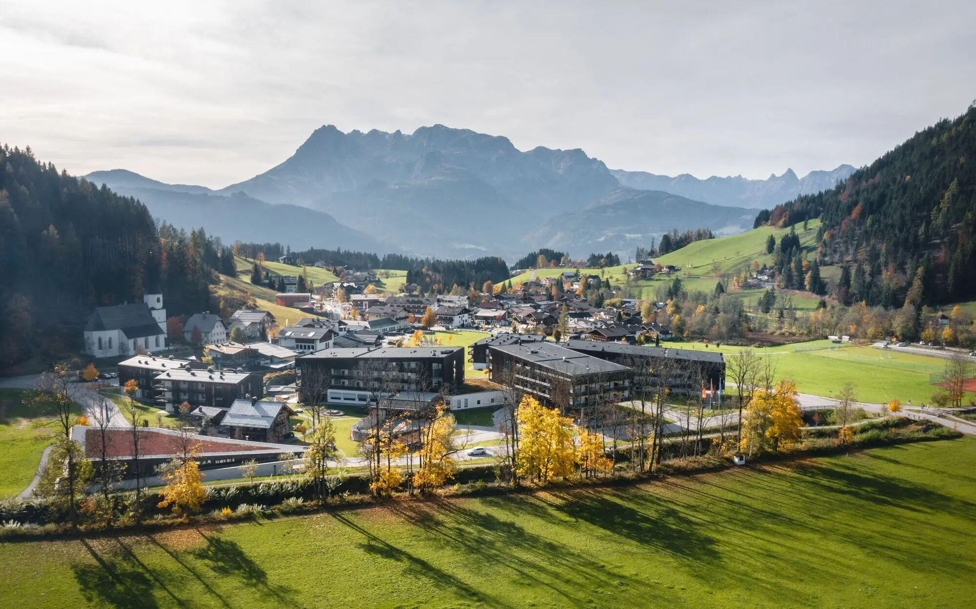 Berge in Werfenweng Die Berglandschaft in Werfenweng mit Blick auf das Hotel.