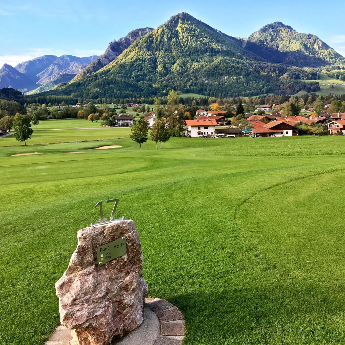 Golfplatz in Ruhpolding. Golfplatz in Ruhpolding mit Blick in die Berge