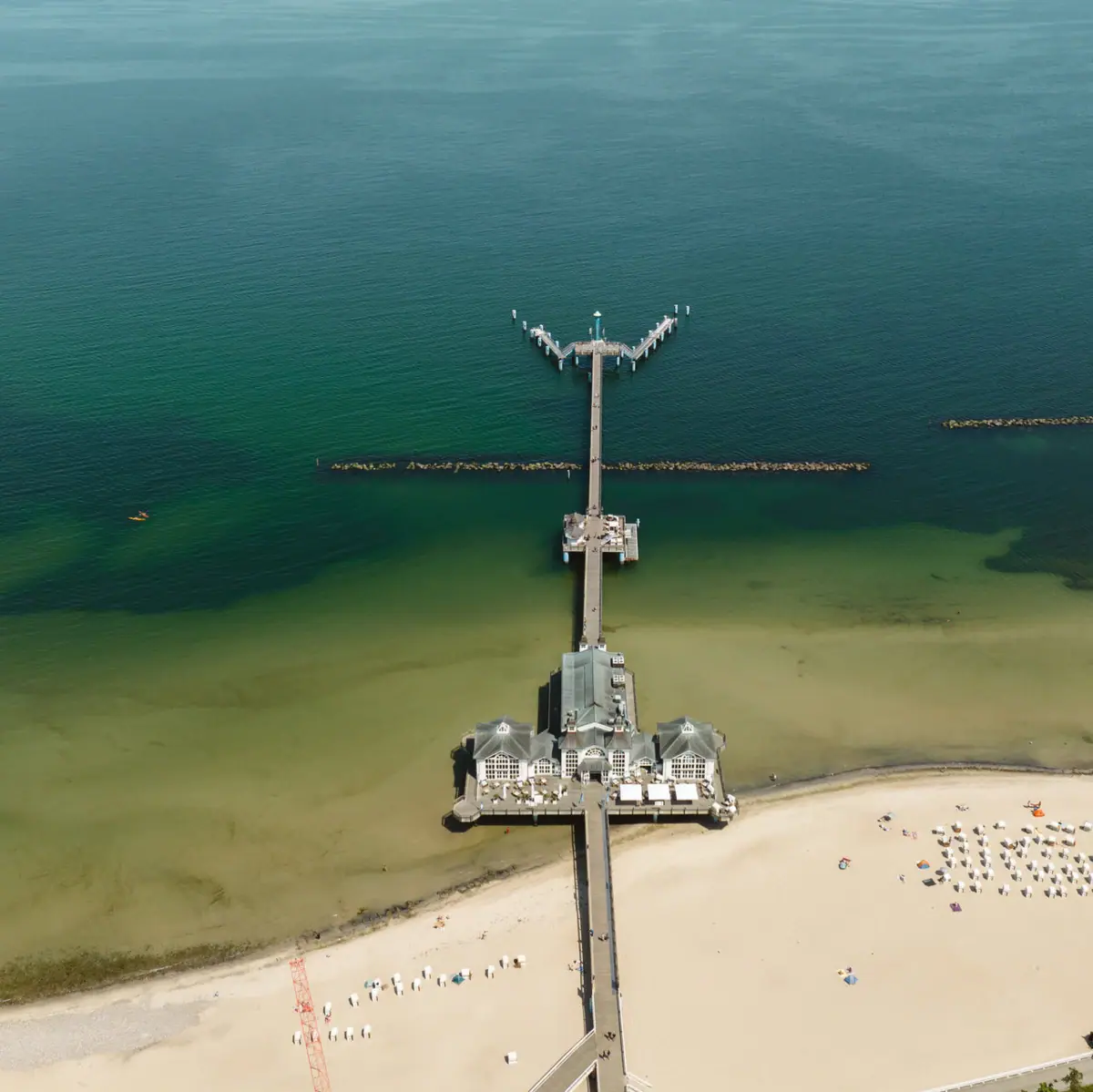 Seebrücke Sellin Langer Steg am Strand